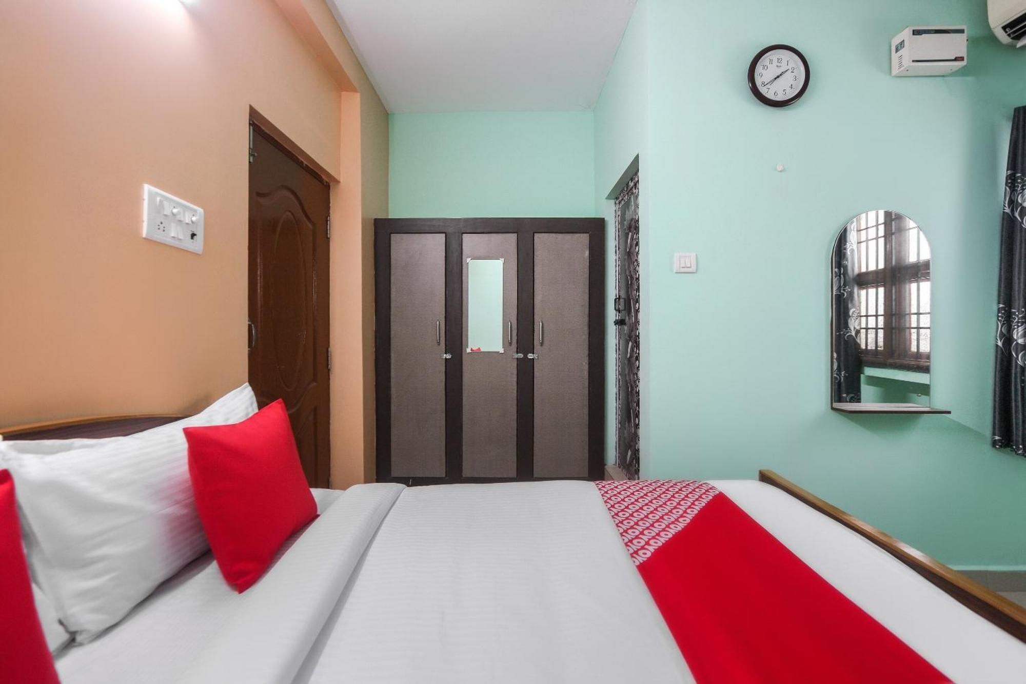 Oyo Modern Guest House Chennai Extérieur photo
