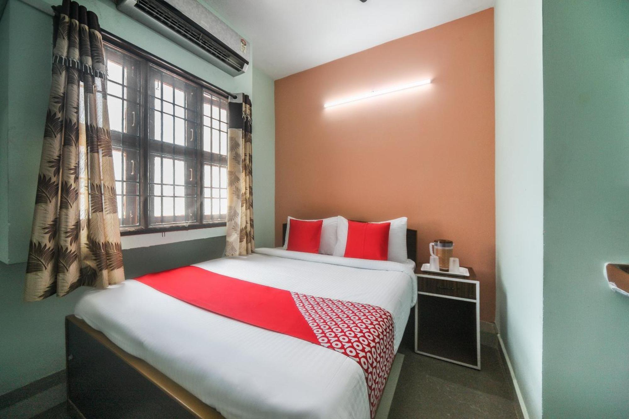 Oyo Modern Guest House Chennai Extérieur photo