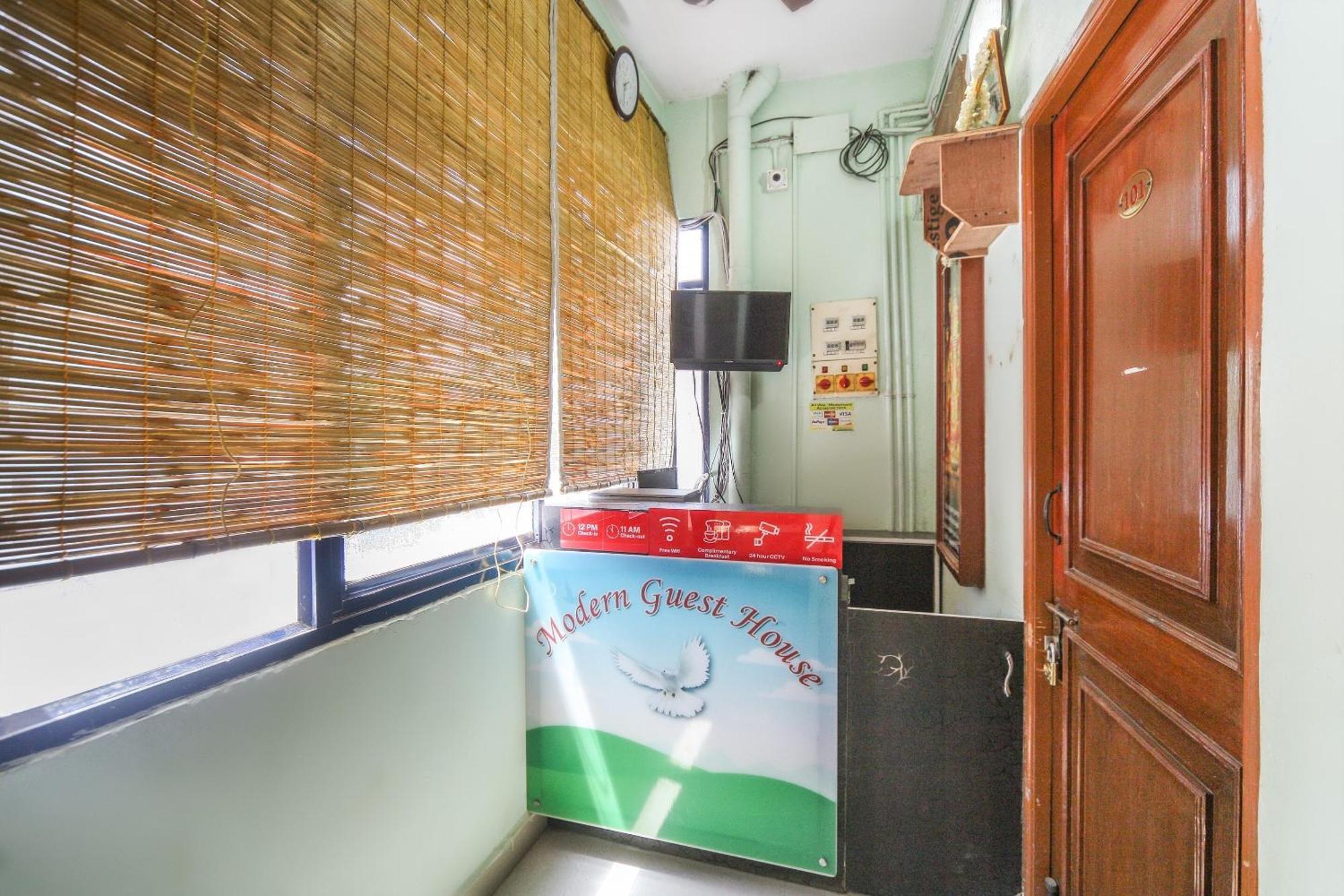 Oyo Modern Guest House Chennai Extérieur photo